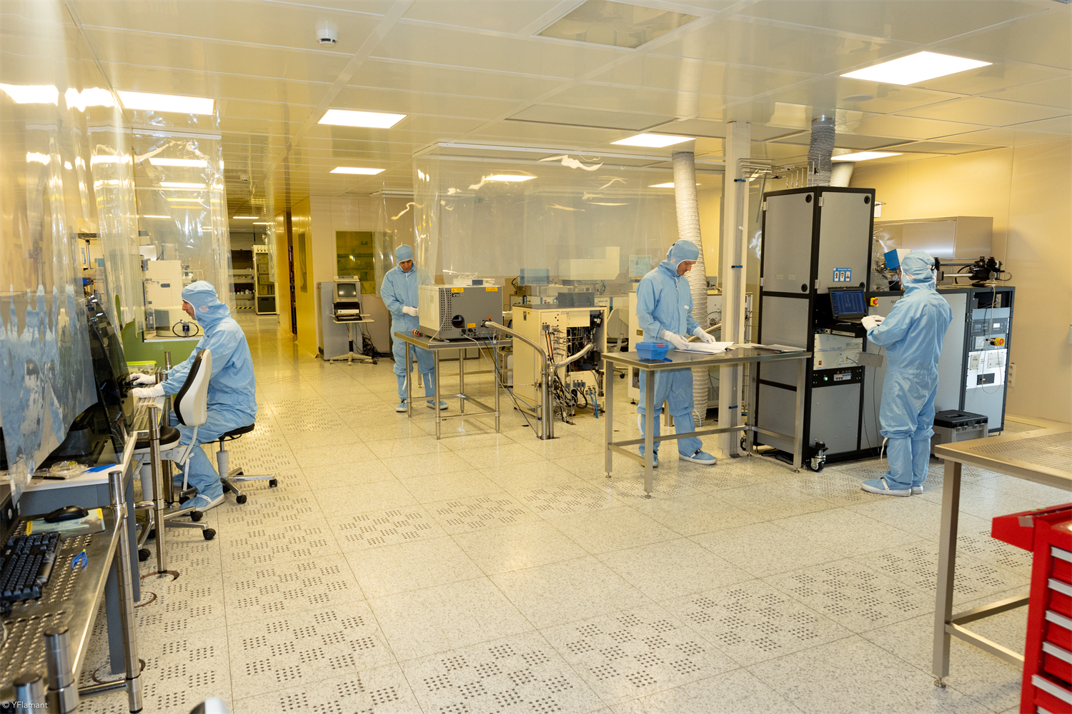 Salle blanche de micro et nanofabrication de l’UCLouvain